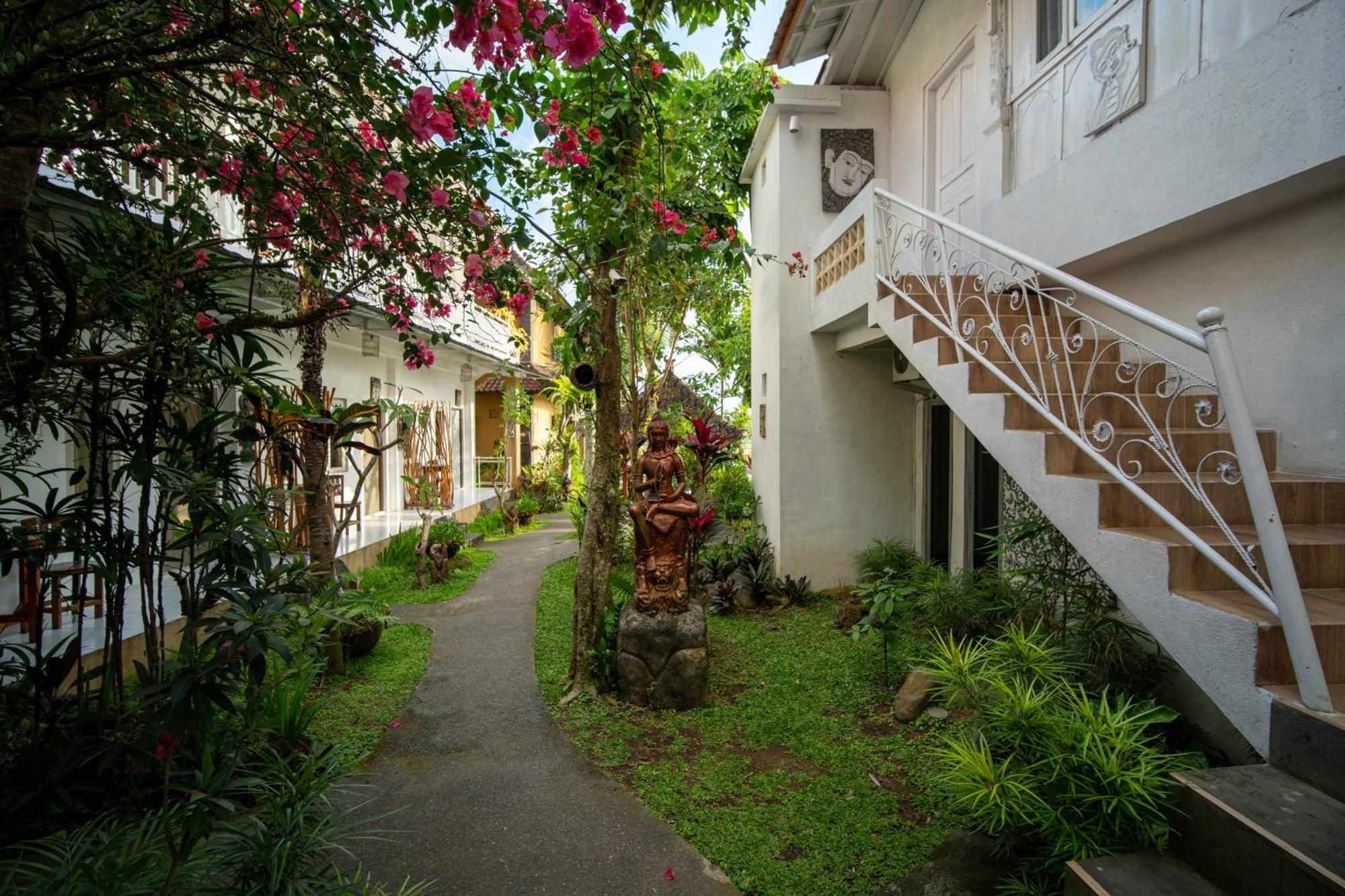 Kubu Sari Ubud エクステリア 写真